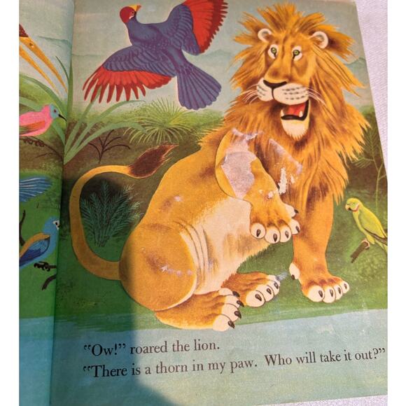 VTG 1st Ed 1959 "A" Little Golden Book, The Lion's Paw - Picture 5 of 7